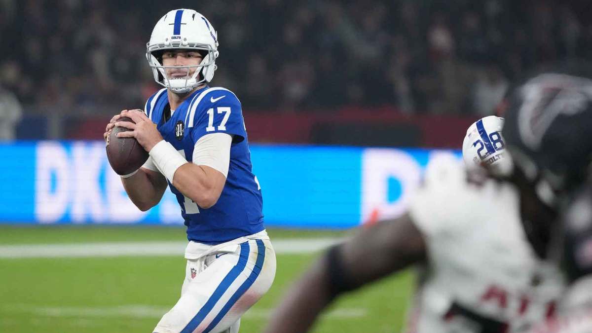 Colts' Daniel Jones suddenly pops up on Week 12 injury report