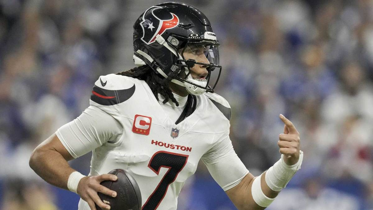 Houston Texans quarterback C.J. Stroud (7) looks to pass during a game against the Indianapolis Colts at Lucas Oil Stadium.