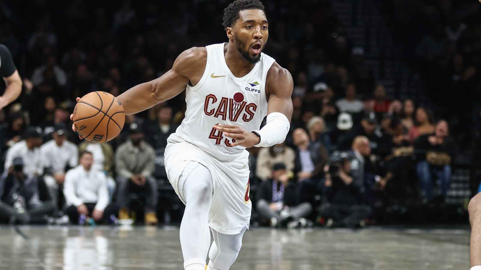 Cleveland Cavaliers guard Donovan Mitchell (45) drives to the basket in the third quarter against the Brooklyn Nets at Barclays Center.