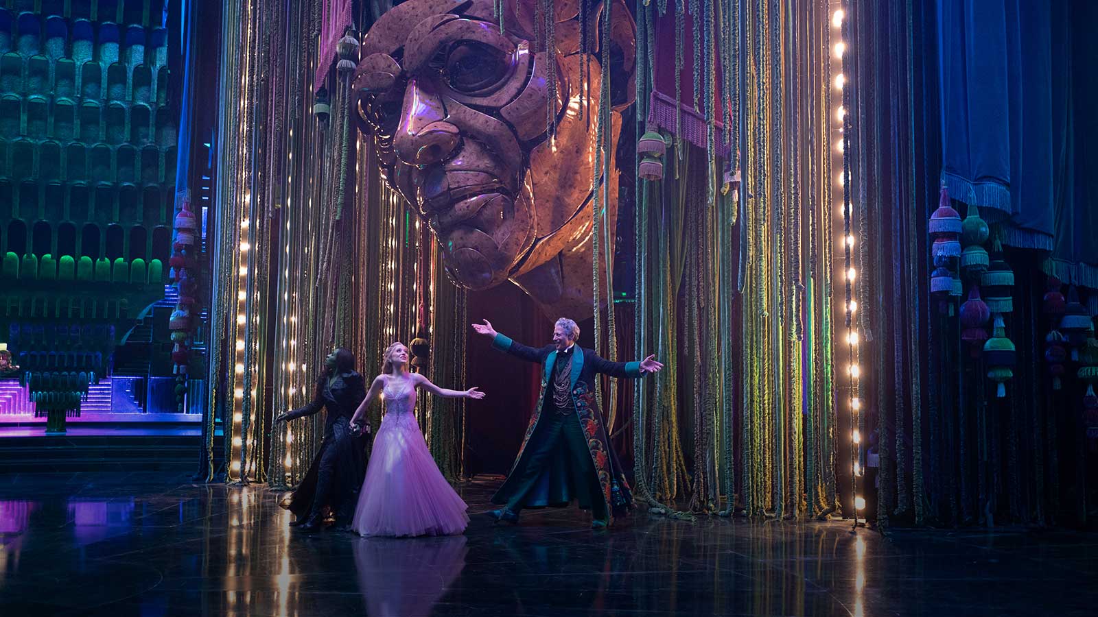 Jeff Goldblum, Ariana Grande-Butera, and Cynthia Erivo in Wicked: For Good.
