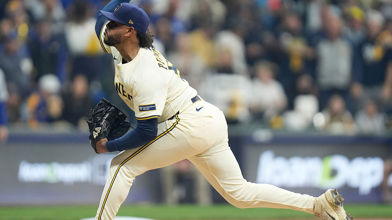 MLB rumors: Freddy Peralta trade suitors won’t like latest buzz