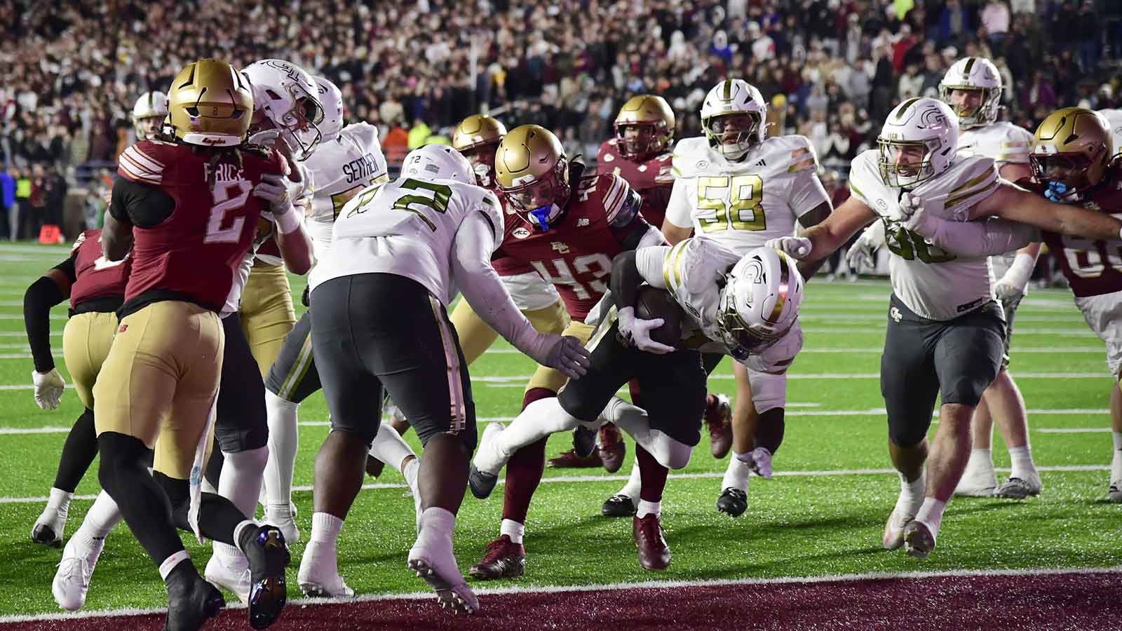 Georgia Tech Yellow Jackets running back Jamal Haynes (1) scores a touchdown during the second half against the Boston College Eagles at Alumni Stadium.