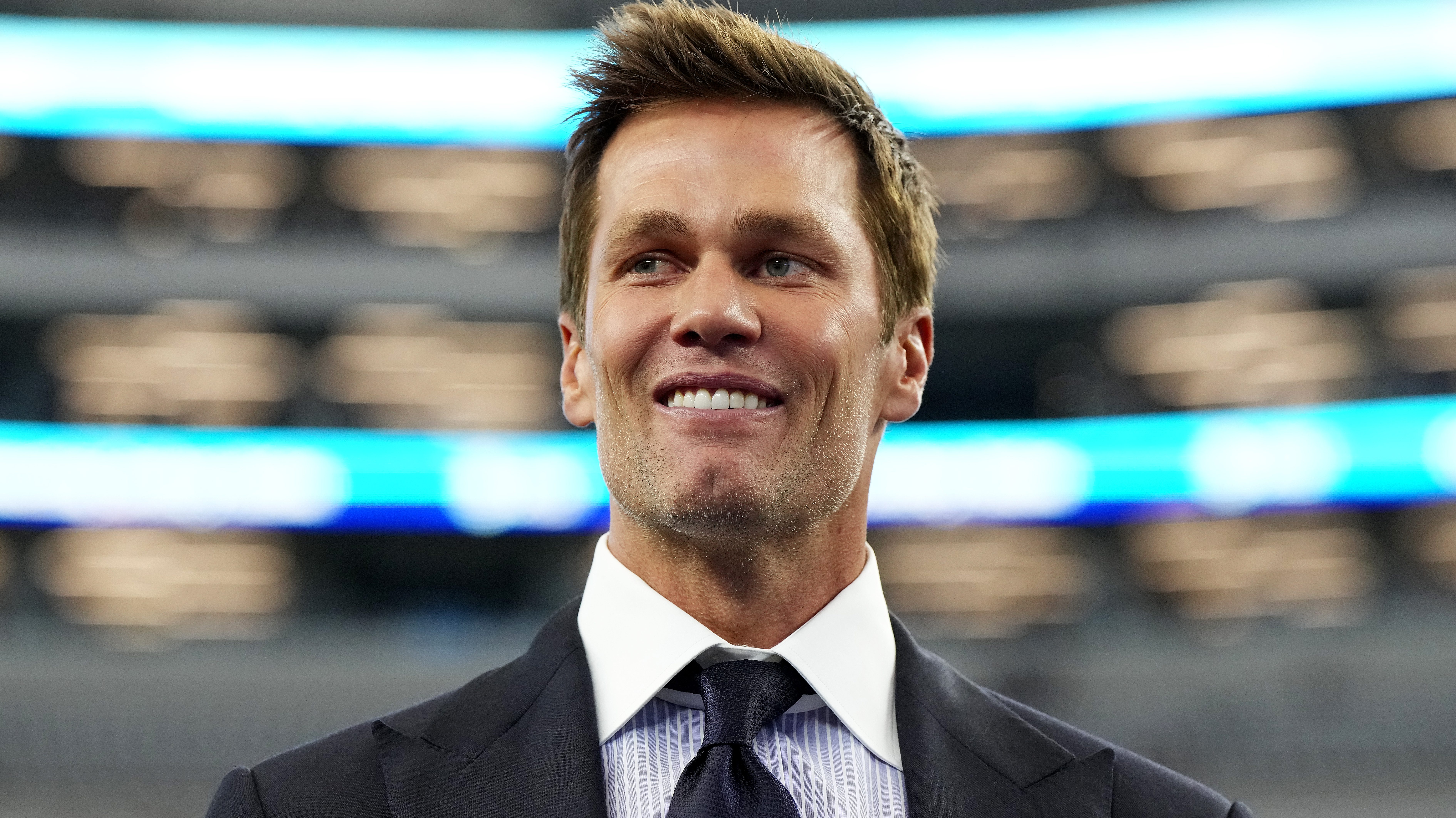 Tom Brady perplexes pet owners, reveals his current dog is clone of past pooch