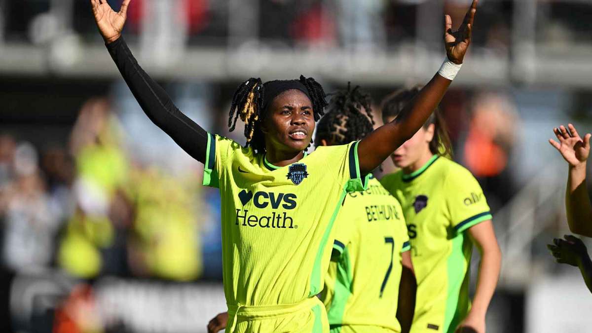 Washington Spirit forward Gift Monday (21) celebrates after scoring a goal in the second half against Racing Louisville FC at Audi Field.