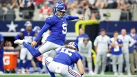 New York Giants place kicker Graham Gano (9) attempts a field goal against the Dallas Cowboys during the third quarter at AT&T Stadium.