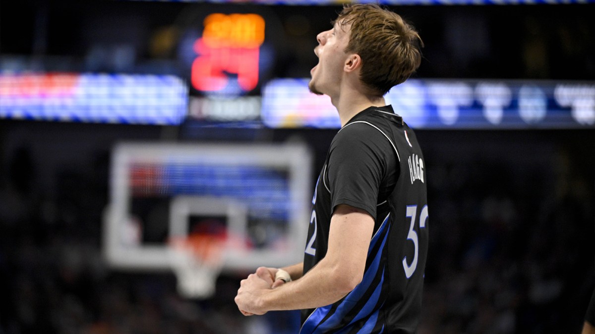 Dallas Mavericks forward Cooper Flagg (32) celebrates during the second quarter against the Memphis Grizzlies at the American Airlines Center. Mandatory Credit: Jerome Miron-Imagn Images