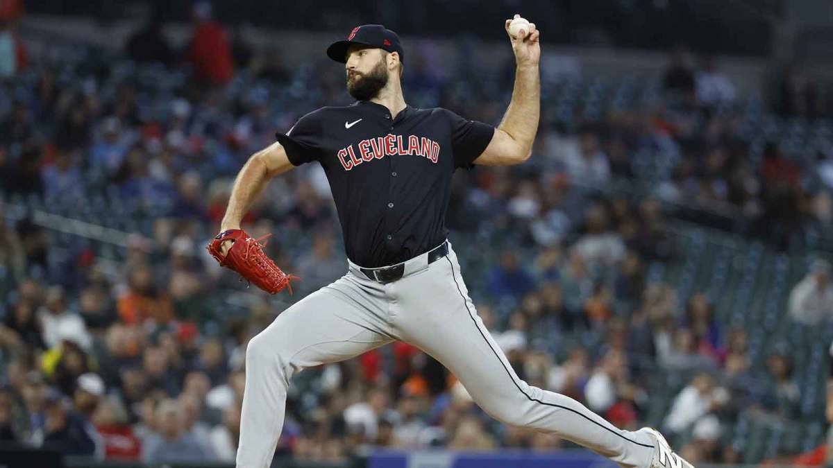 Giants sign Sam Hentges to a one-year deal as MLB Free Agency heats up, adding the ex- Guardians reliever to their growing offseason plans.