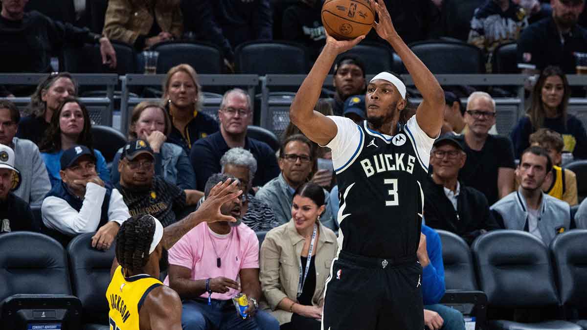 Milwaukee Bucks center/forward Myles Turner (3) shoots against Indiana Pacers forward Isaiah Jackson (22) in the first half at Gainbridge Fieldhouse.