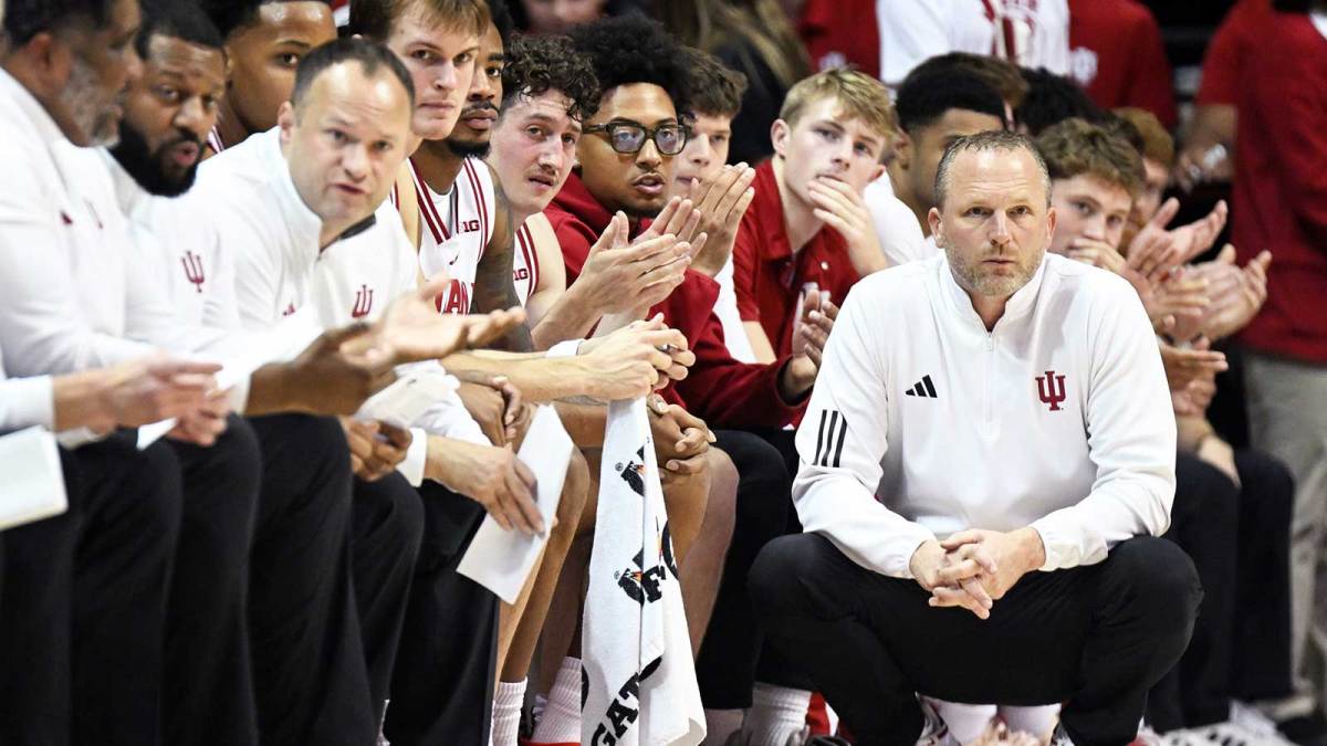 Indiana Hoosiers head coach Darian Devries is seen during the first half against the Lindenwood Lions at Simon Skjodt Assembly Hall.
