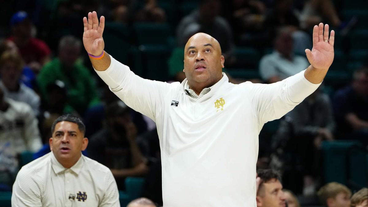 Notre Dame Fighting Irish head coach Micah Shrewsberry gestures during the first half in a 2025 Players Era Festival group play game against the Rutgers Scarlet Knights at MGM Grand Garden Arena.