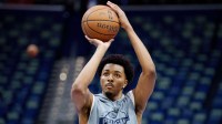 New Orleans Pelicans forward Trey Murphy III (25) warms up before a game against the Memphis Grizzlies at Smoothie King Center.