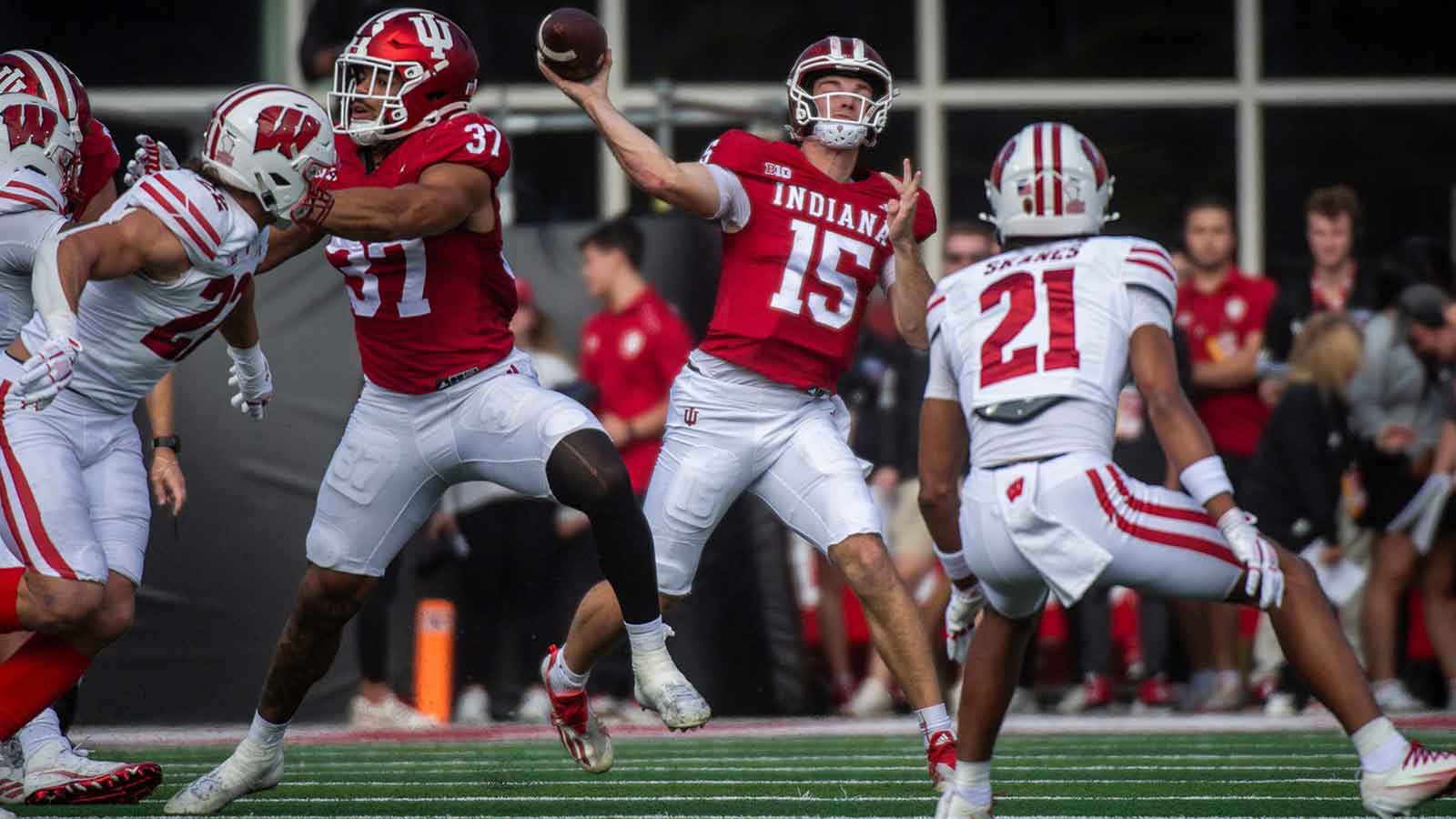 Indiana's Fernando Mendoza (15) passes during the Indiana versus Wisconsin football game at Memorial Stadium on Saturday, Nov. 15, 2025.