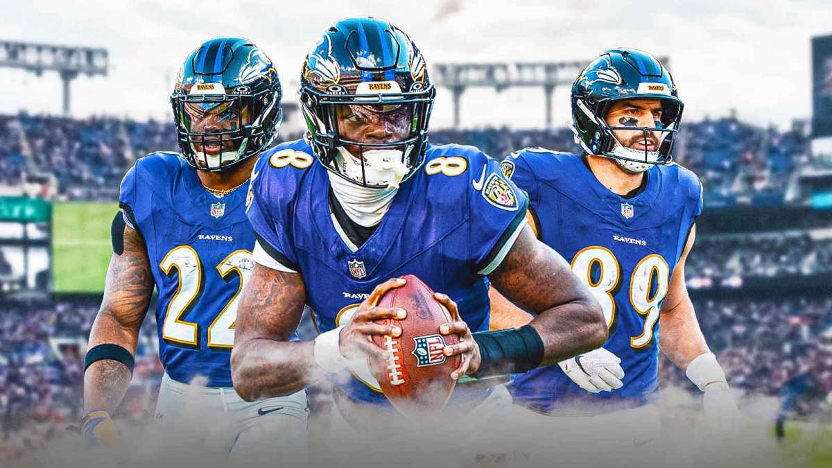 Ravens' Lamar Jackson in the middle, Derrick Henry and Mark Andrews in the background