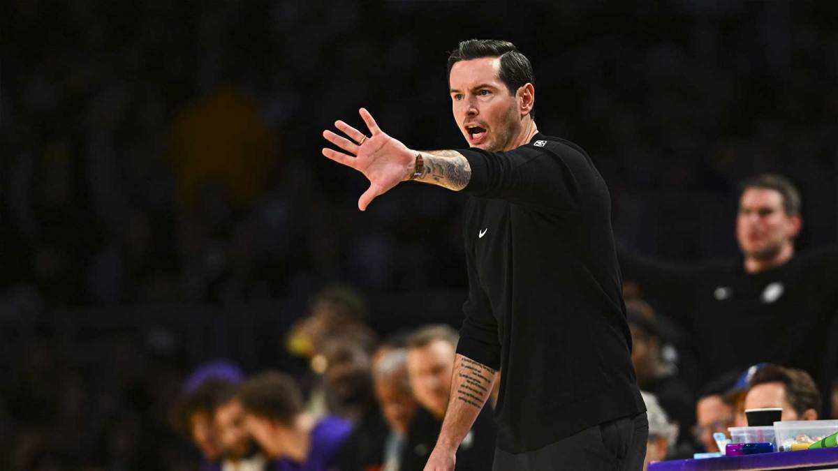 Los Angeles Lakers Head Coach JJ Redick reacts during the game against the Miami Heat during the first half at Crypto.com Arena. Mandatory Credit: Jonathan Hui-Imagn Images
