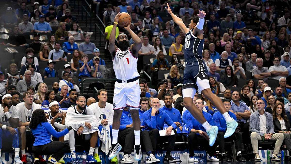 LA Clippers guard James Harden (1) makes a three point basket over Dallas Mavericks guard Max Christie (00) during the second quarter in an NBA Cup game at the American Airlines Center.