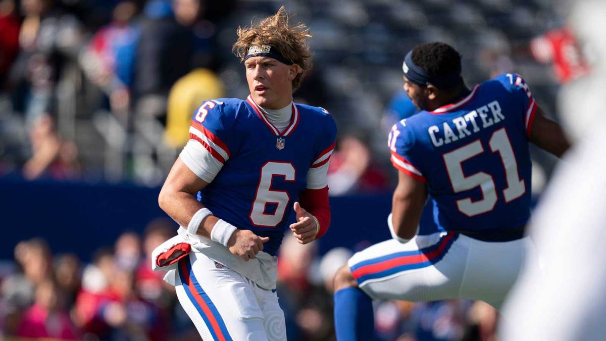 New York Giants quarterback and Darius Slayton's teammate Jaxson Dart.