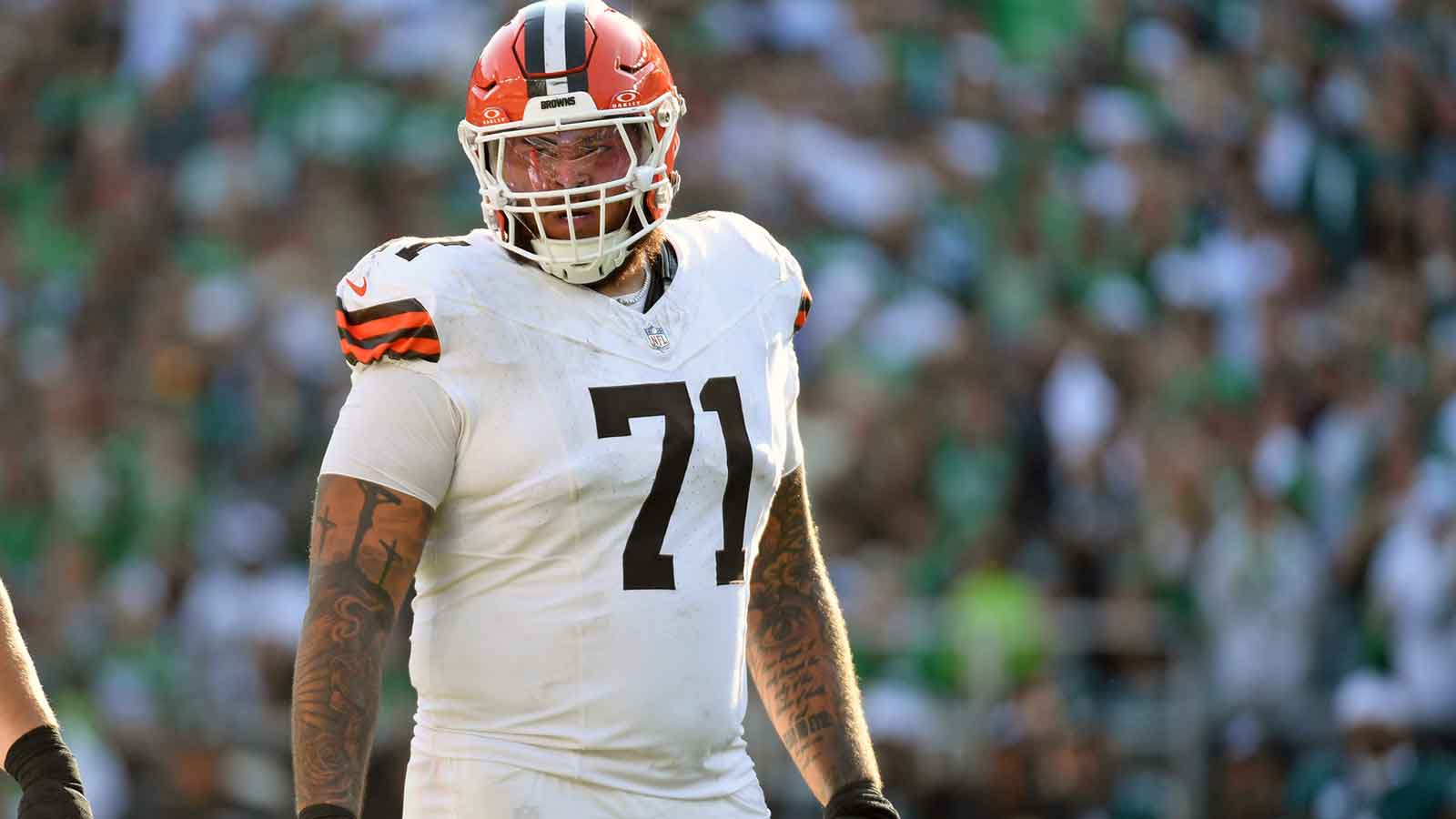 Cleveland Browns offensive tackle Jedrick Wills Jr. (71) against the Philadelphia Eagles at Lincoln Financial Field.