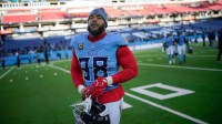 Tennessee Titans defensive tackle Jeffery Simmons (98) leaves the field after the loss against the Jacksonville Jaguars at Nissan Stadium in Nashville, Tenn., Sunday, Nov. 30, 2025.