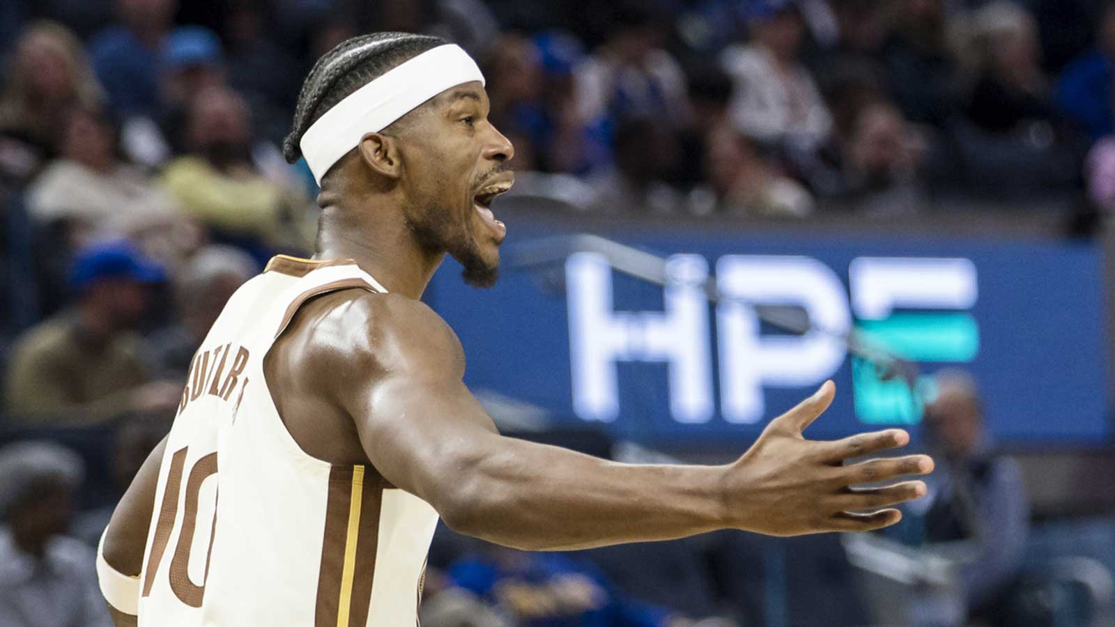 Golden State Warriors forward Jimmy Butler III (10) reacts during the third quarter against the New Orleans Pelicans at Chase Center.