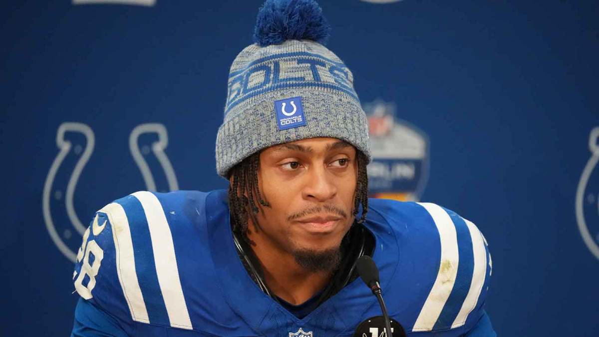 Indianapolis Colts running back Jonathan Taylor (28) is interviewed after playing against the Atlanta Falcons during the NFL Berlin Game at Olympic Stadium.