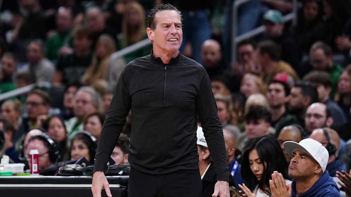 Cleveland Cavaliers head coach Kenny Atkinson watches from the sideline as they take on the Boston Celtics at TD Garden.
