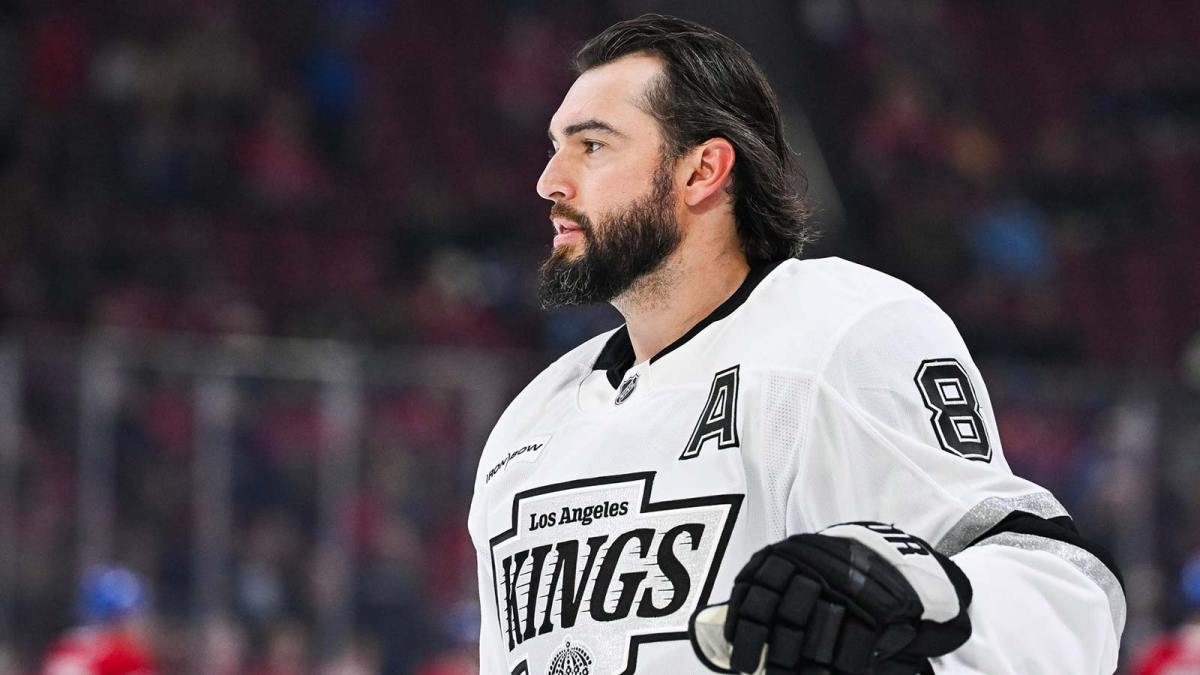 Los Angeles Kings defenseman Drew Doughty (8) looks on during warm-up before the game against the Montréal Canadiens at Bell Centre.