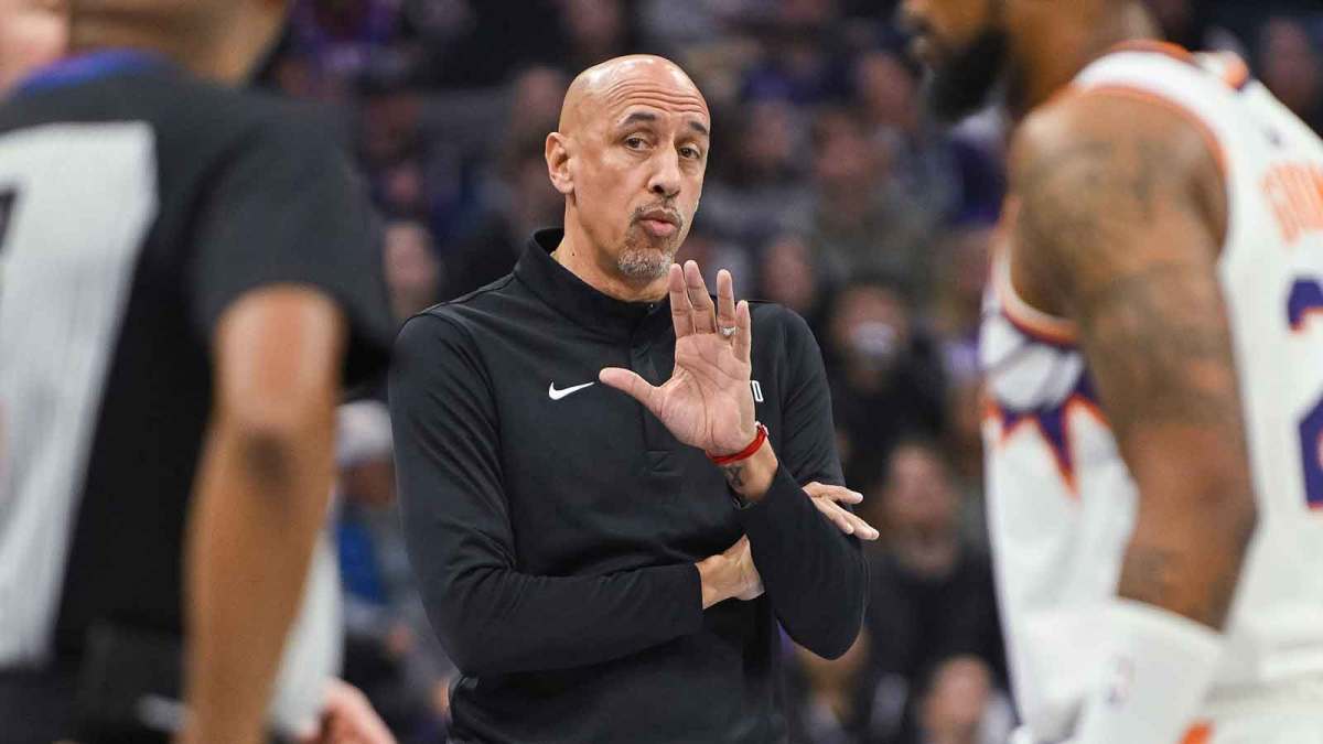 The Kings fell again to the Suns as Doug Christie blasted Kings players after their NBA Cup exit and another flat performance.