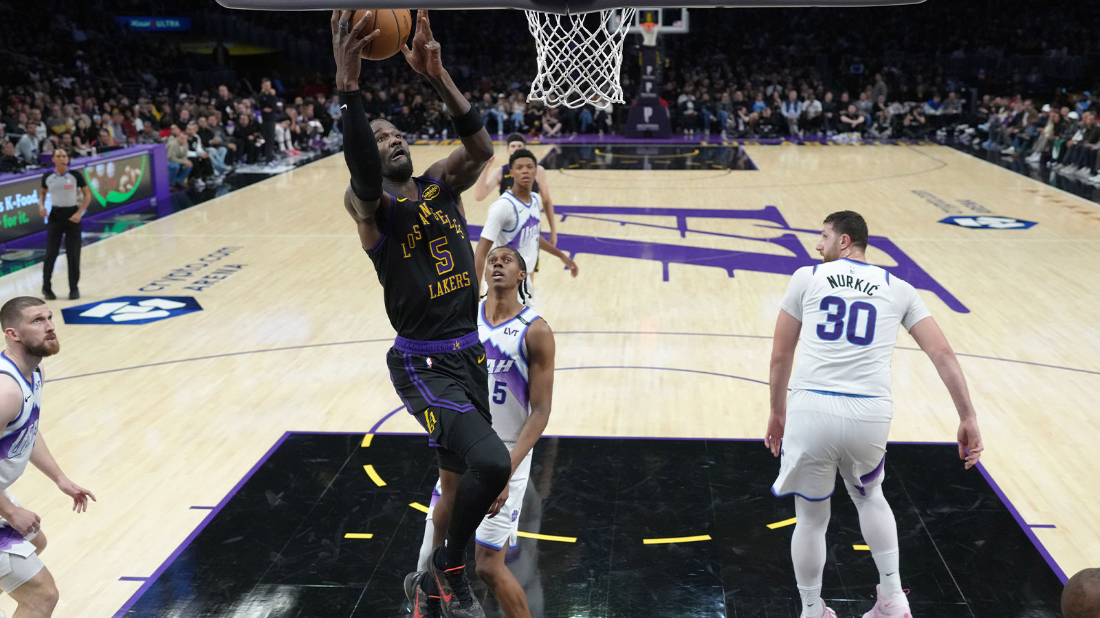 Lakers’ Deandre Ayton out for rest of Jazz game with knee injury