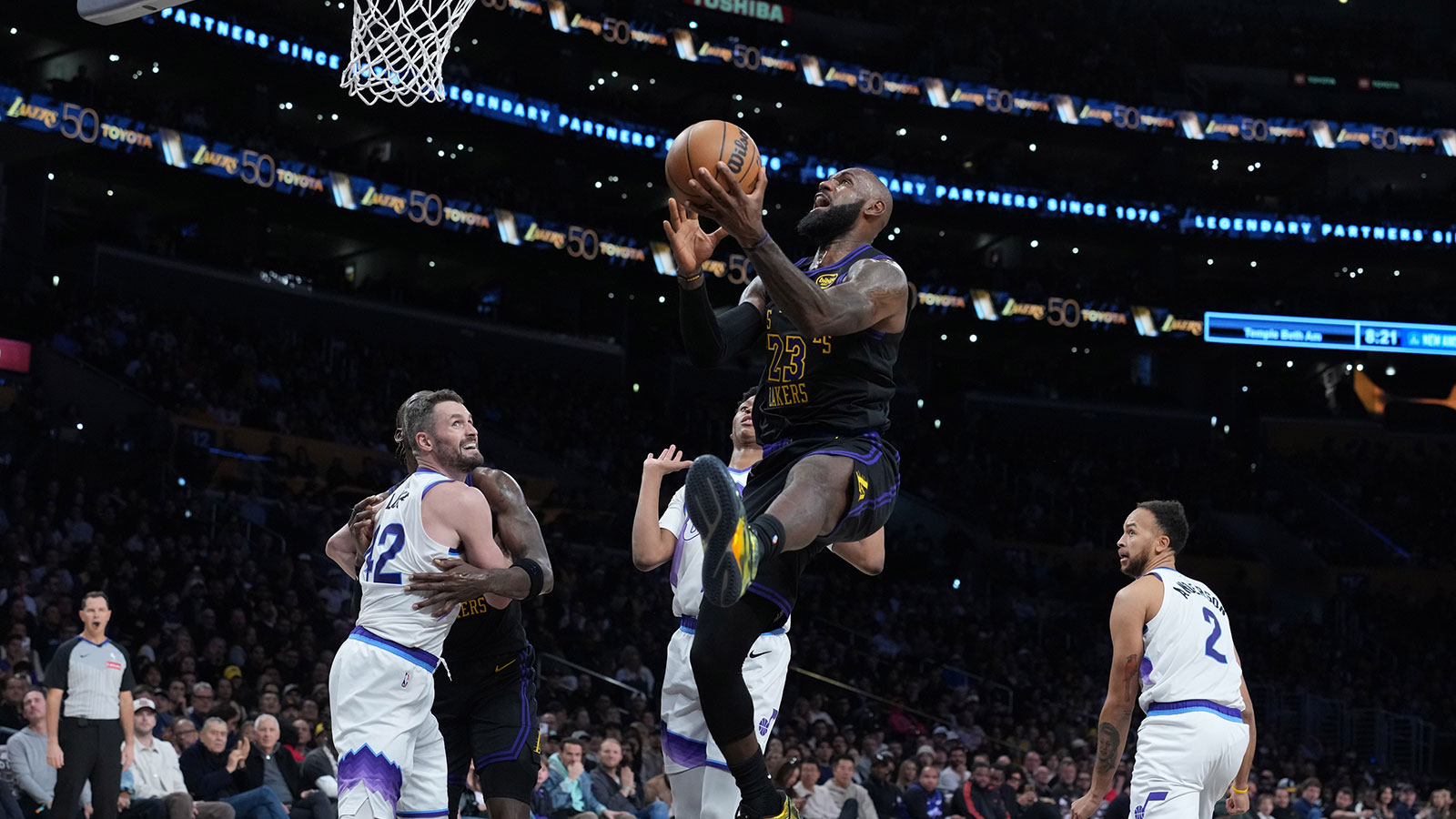 Lakers’ LeBron James passes Reggie Miller on all-time 3-pointer list in Year 23 debut