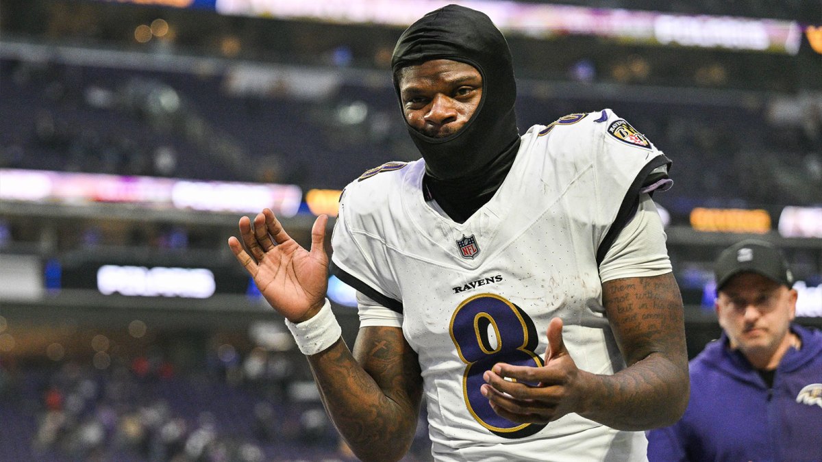 Baltimore Ravens quarterback Lamar Jackson (8) comes off the field after the game against the Minnesota Vikings at U.S. Bank Stadium.