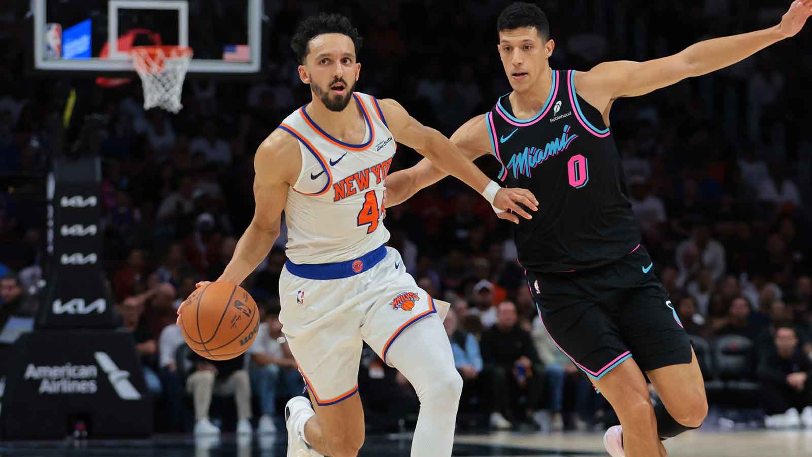 New York Knicks guard Landry Shamet (44) drives to the basket against Miami Heat forward Simone Fontecchio (0) during the fourth quarter at Kaseya Center.
