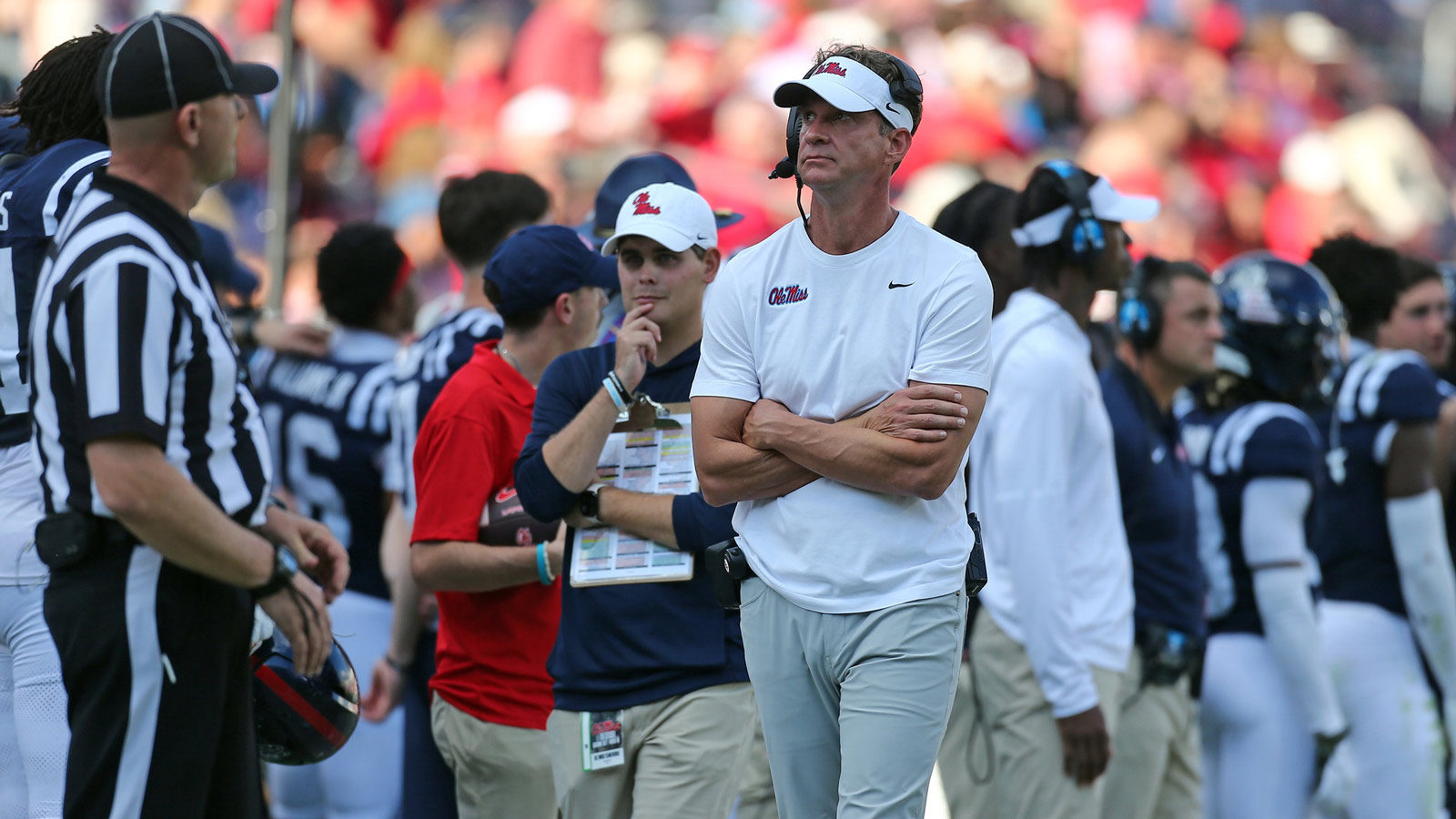 Ole Miss football rumors: Rebels willing to do anything to keep Lane Kiffin from Florida, LSU