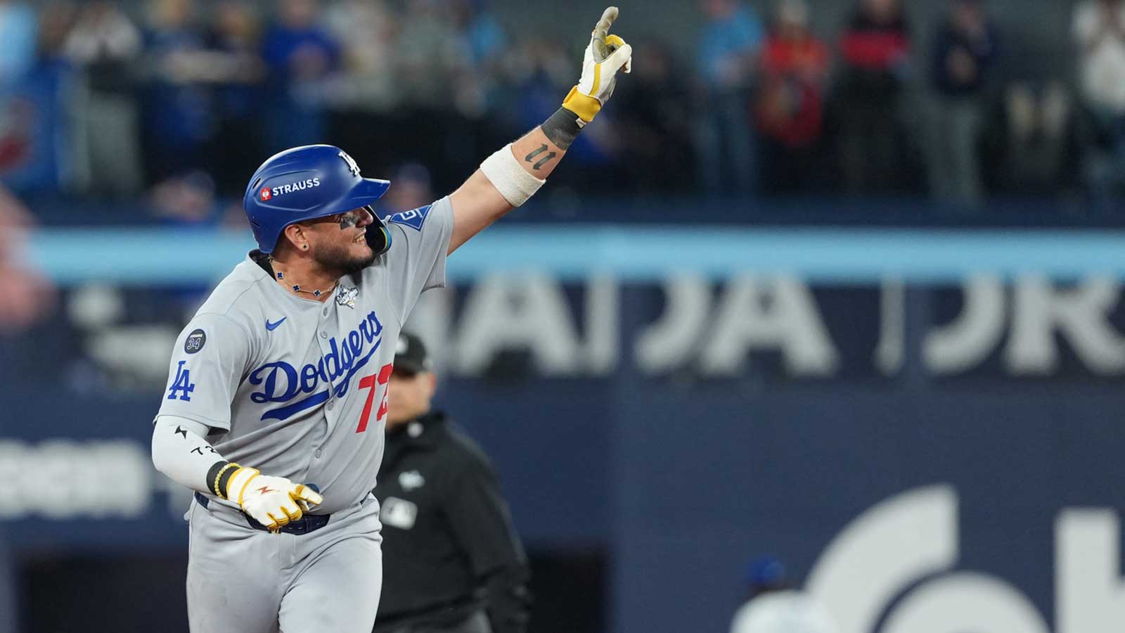 Miguel Rojasâ â3-peatâ goal will have Dodgers fans hyped after World Series