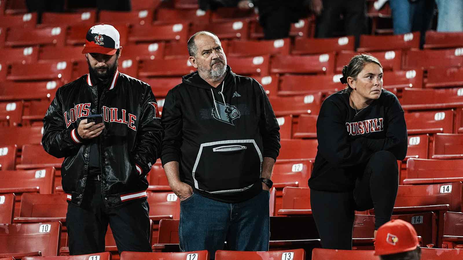 Louisville football fans down bad after brutal collapse vs. Clemson