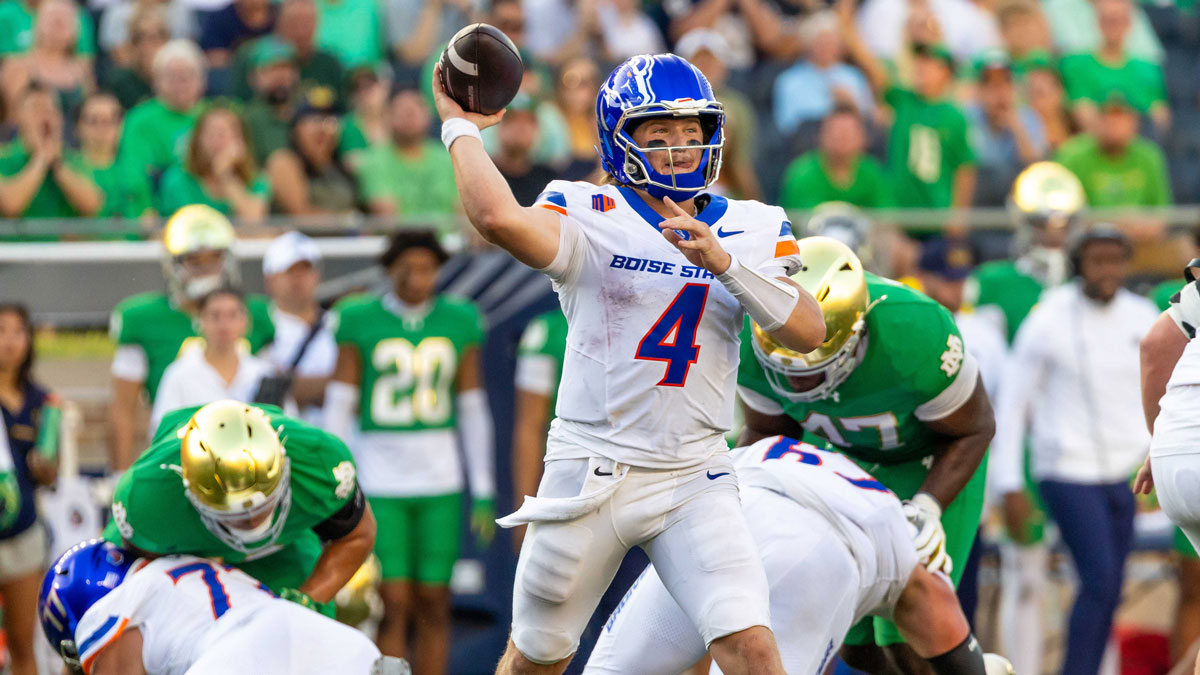 Maddux Madsen carted to Boise State locker room after ugly injury