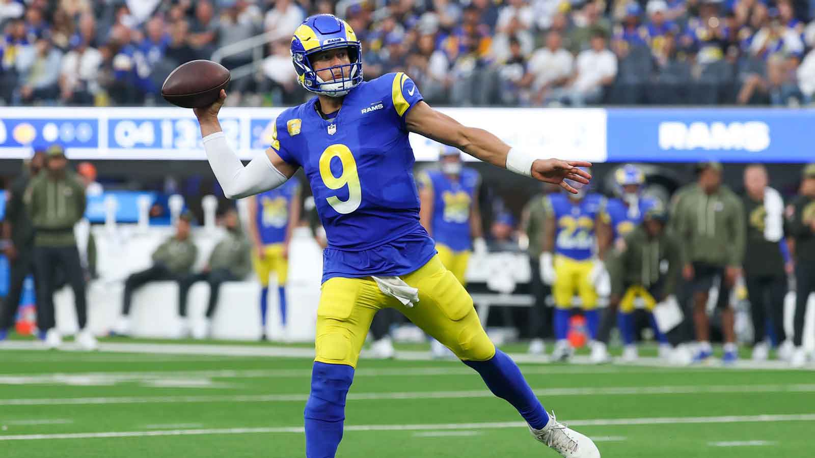 Los Angeles Rams quarterback Matthew Stafford (9) throws a pass against the New Orleans Saints during the second half at SoFi Stadium