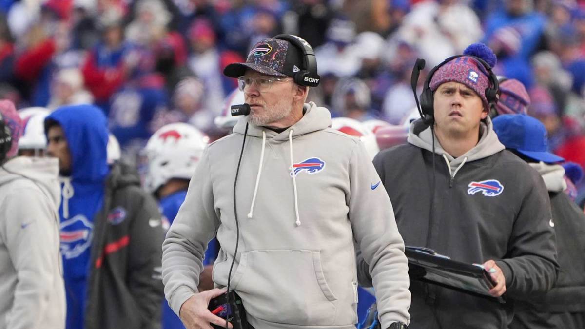 Buffalo Bills head coach Sean McDermott on the sidelines during the second half of the game against the Tampa Bay Buccaneersat Highmark Stadium.