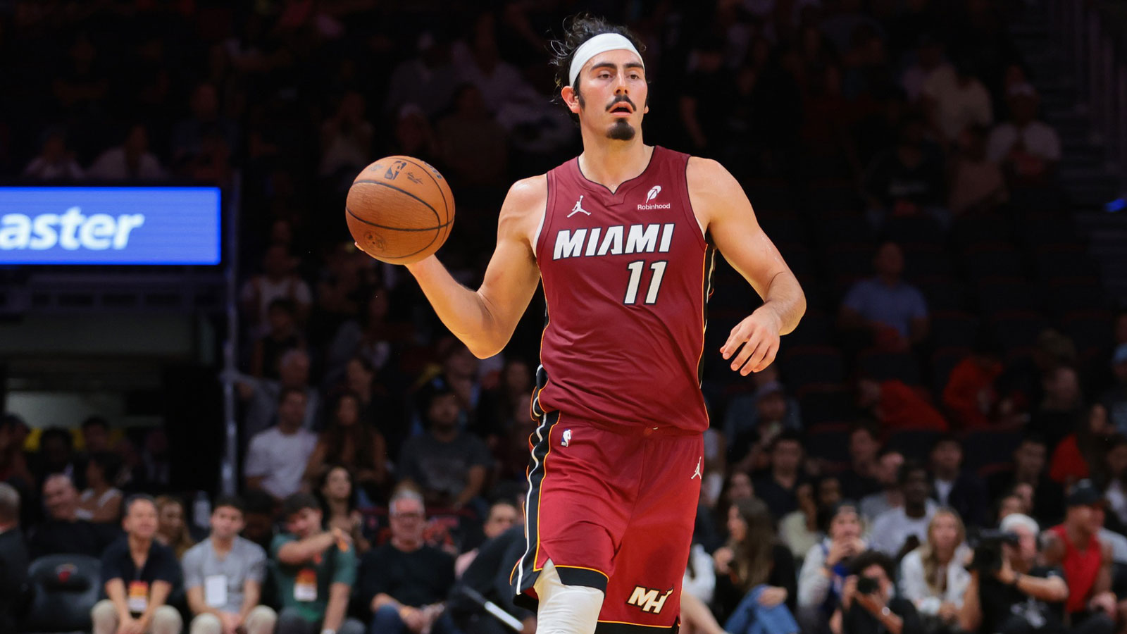 https://wp.clutchpoints.com/wp-content/uploads/2025/11/Miami-Heat-forward-Jaime-Jaquez-Jr-dribbles-the-basketball-against-the-Charlotte-Hornets-during-the-fourth-quarter-of-an-NBA-Cup-game-at-Kaseya-Center.jpg