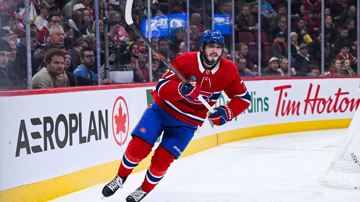 Montreal Canadiens center Kirby Dach (77) skates against the Los Angeles Kings during the third period at Bell Centre.