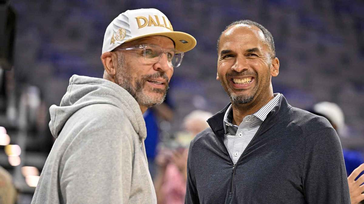 Dallas Mavericks head coach Jason Kidd (left) and general manager Nico Harrison (right) look on before the game against the Oklahoma City Thunder at Dickie's Arena.