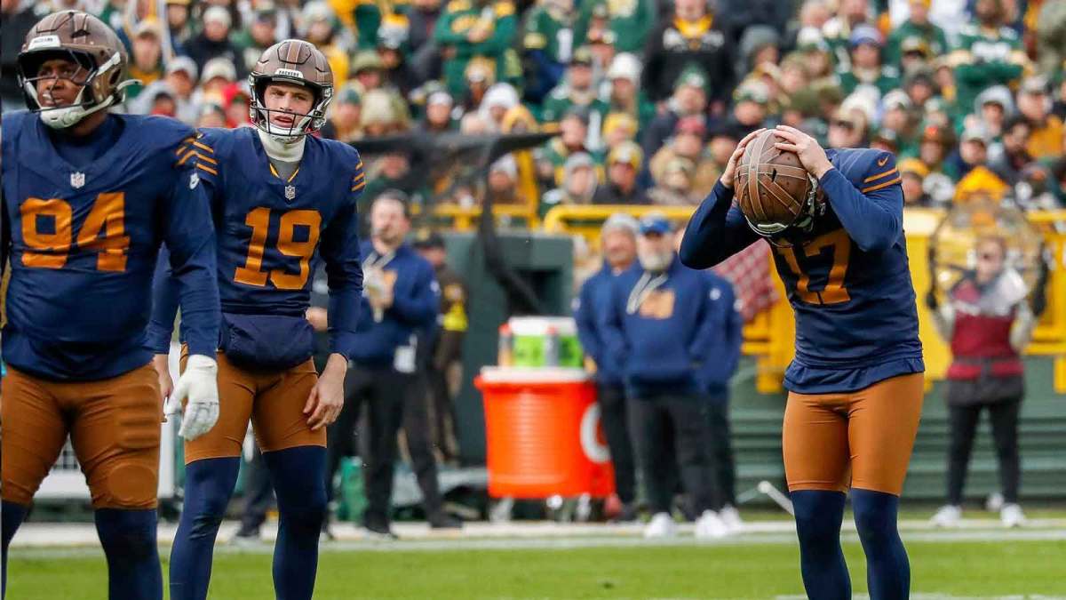 Green Bay Packers place kicker Brandon McManus (17) reacts after missing a 43-yard field goal against the Carolina Panthers on Sunday, November 2, 2025, at Lambeau Field in Green Bay, Wis. The Panthers won the game, 16-13, on a 49-yard field goal as time expired.