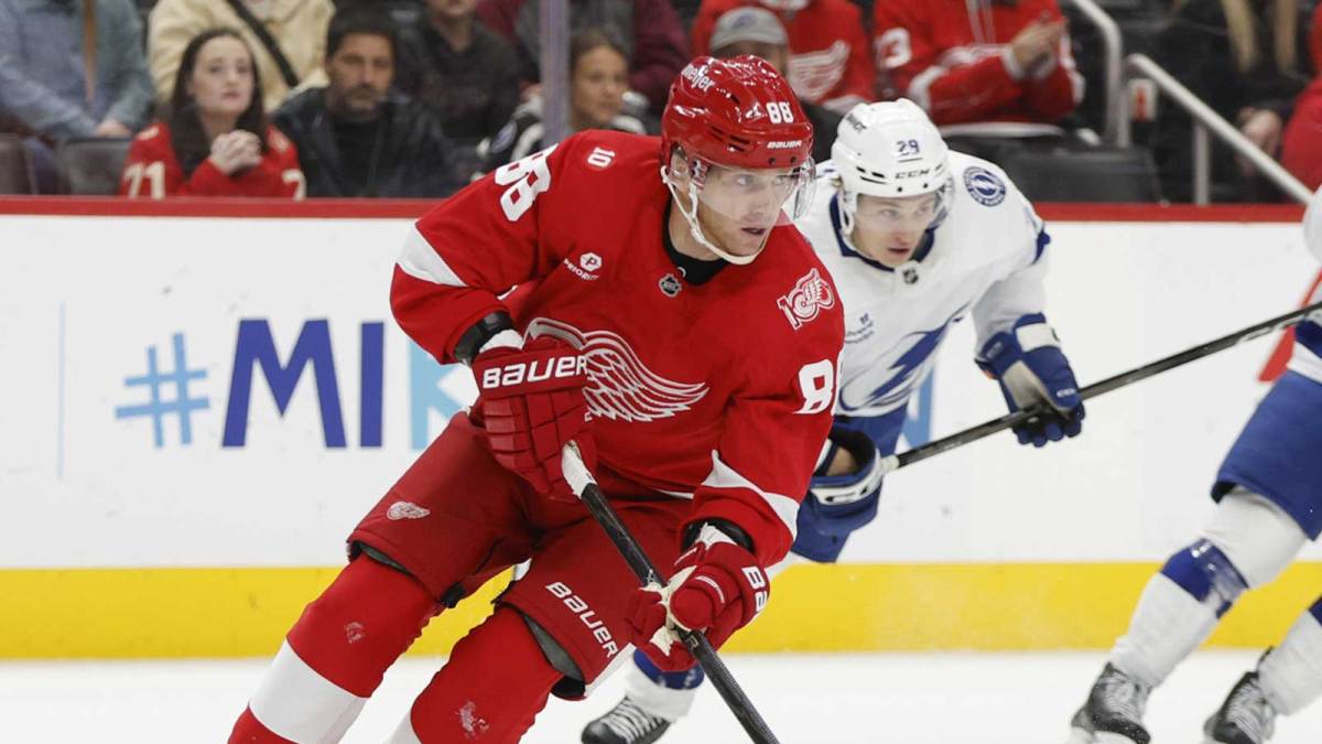 Detroit Red Wings right wing Patrick Kane (88) handles the puck during the first period against the Tampa Bay Lightning at Little Caesars Arena.
