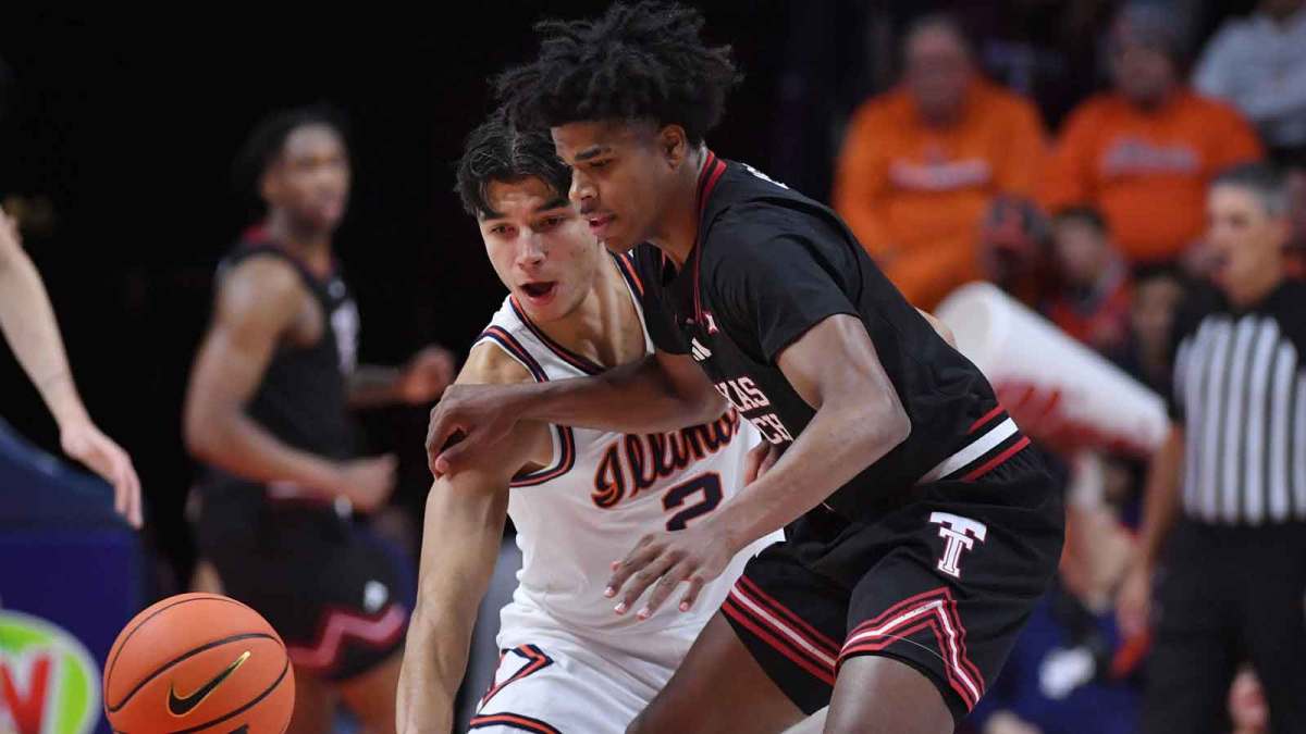 Peja Stojakovic watches his son Andrej play hero for Illinois after worst flagrant foul call ever