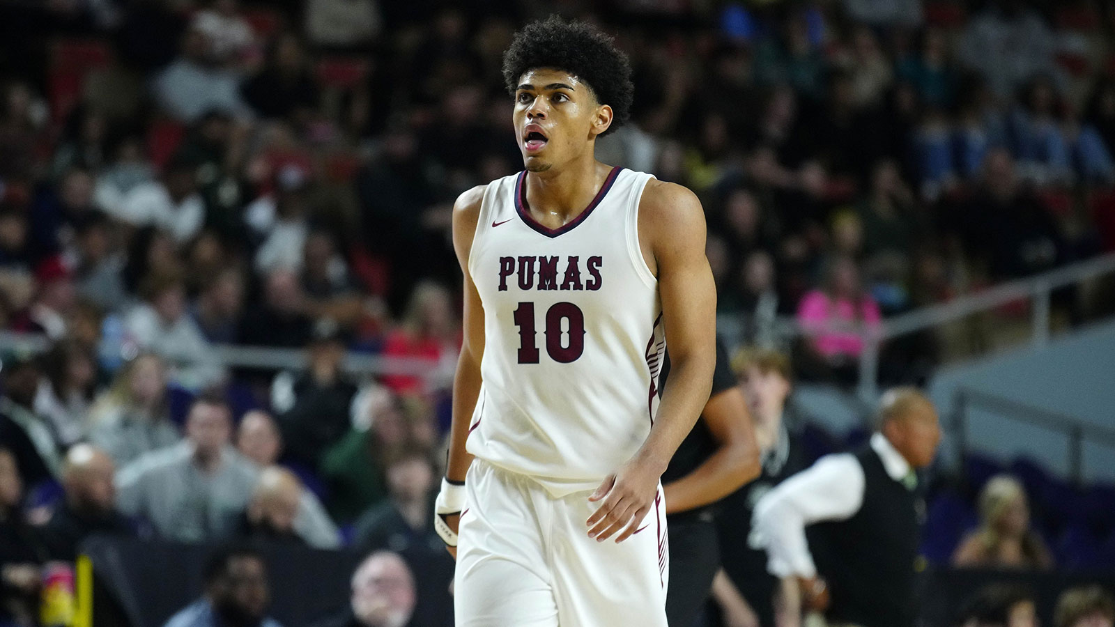 Perry forward Koa Peat (10) walks back down the court during a timeout against Sunnyslope during the Boys Open State Championship at Veterans Memorial Coliseum.