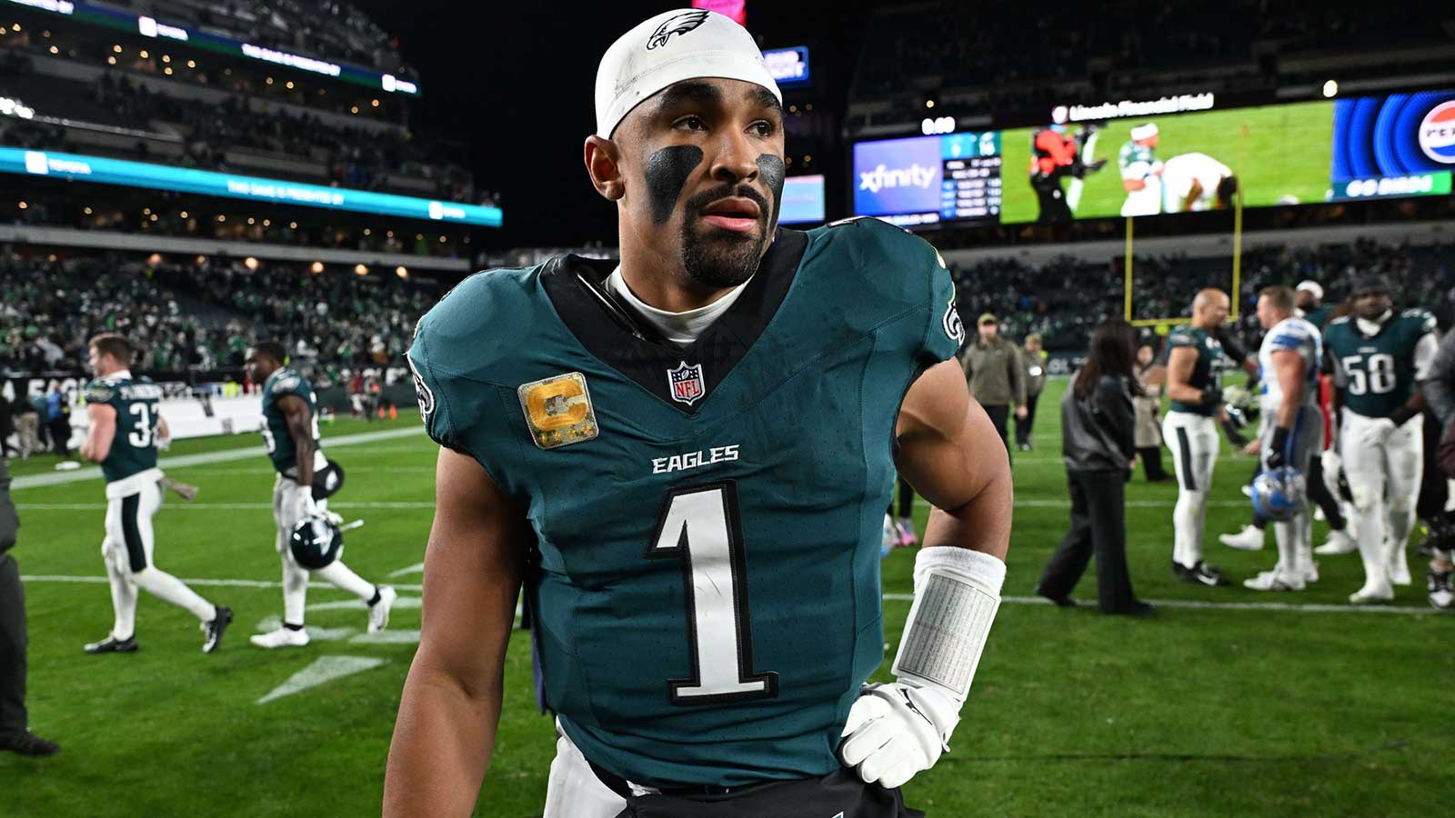 Eagles’ Jalen Hurts sounds off on rumors of anonymous teammates being frustrated with him