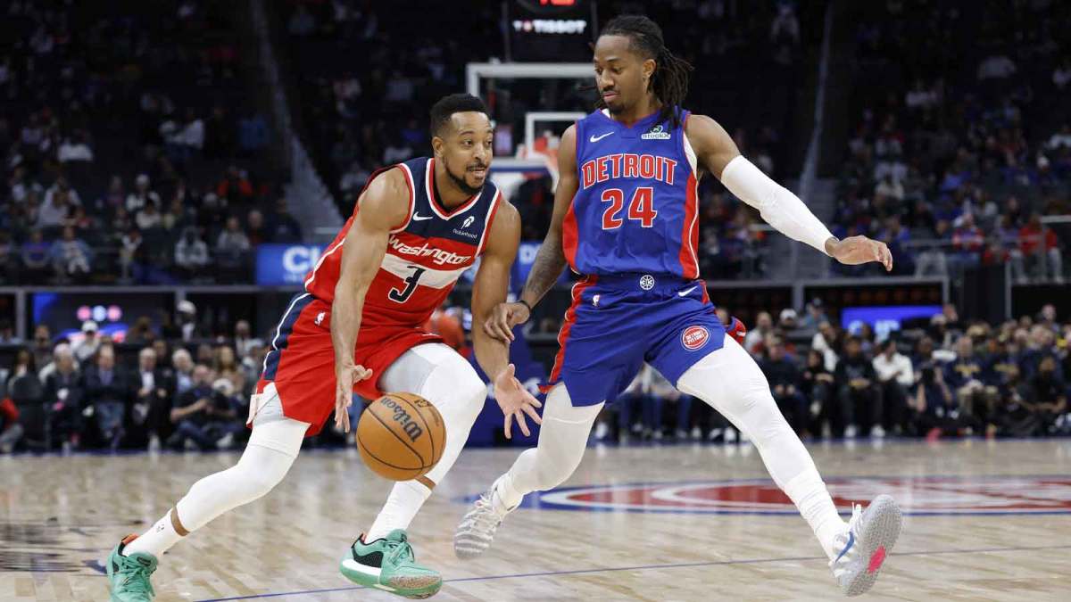 Pistons guard Daniss Jenkins defends Wizards' CJ McCollum