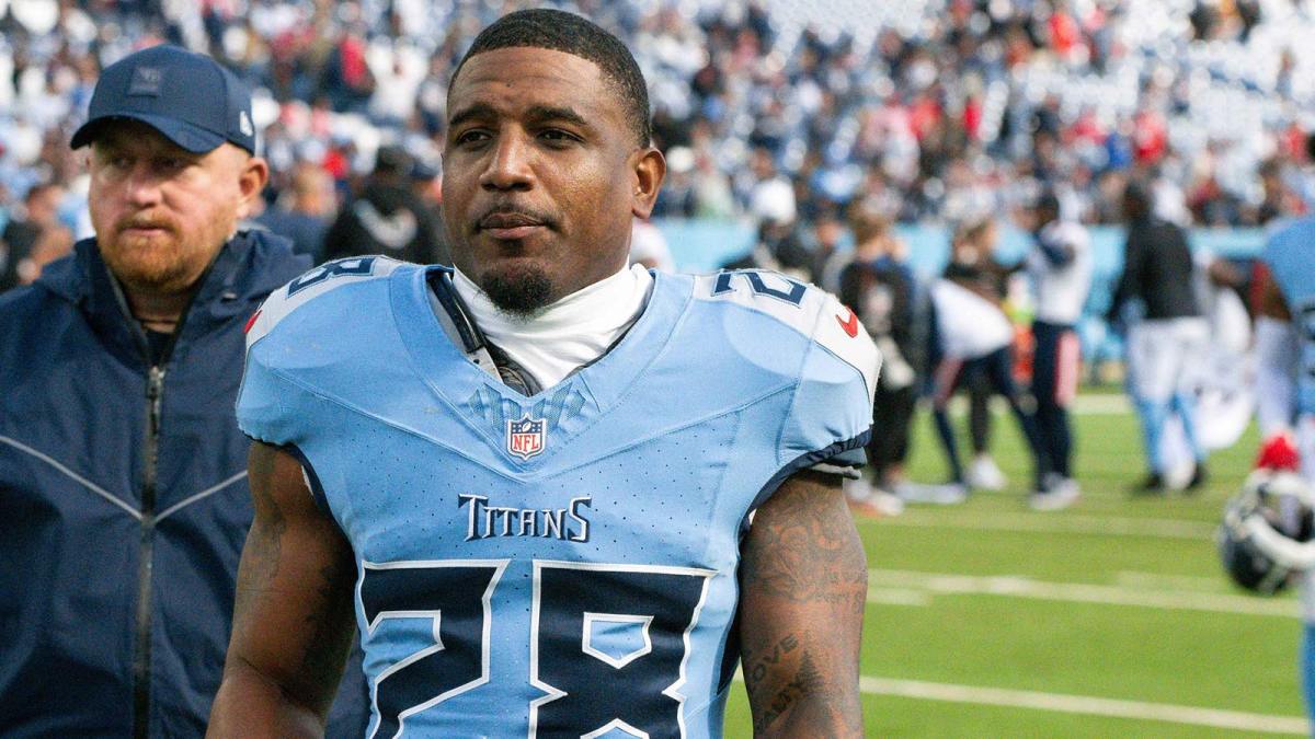 Tennessee Titans safety Quandre Diggs (28) walks off the field post game against the New England Patriots at Nissan Stadium.