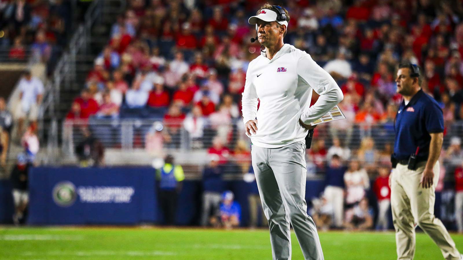 Ole Miss football fans send clear message to Lane Kiffin after win over Florida