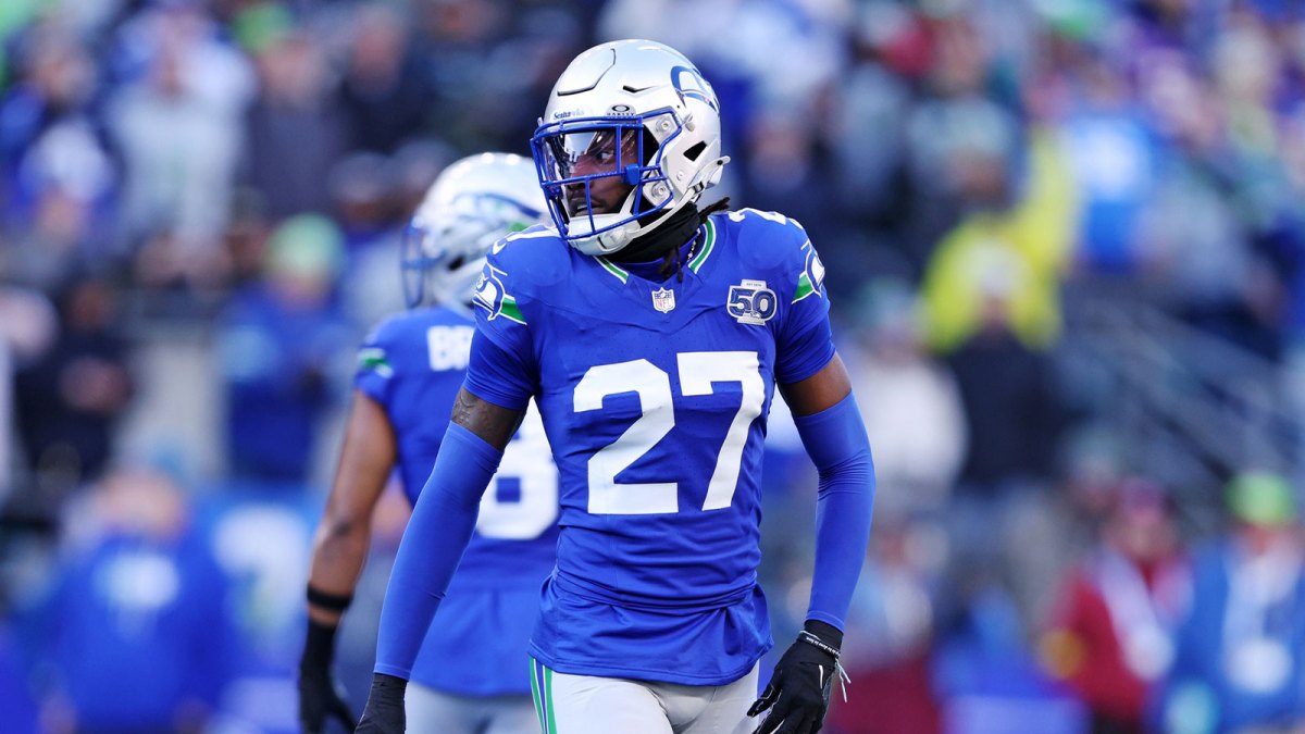 Seattle Seahawks cornerback Riq Woolen (27) reacts after a play during the second half against the Minnesota Vikings at Lumen Field.