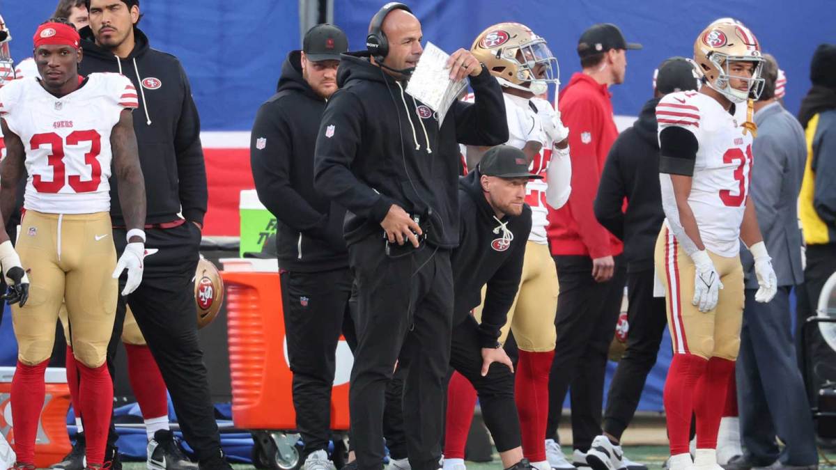 San Francisco 49ers defensive coordinator Robert Saleh on the sidelines during the second half against the New York Giants at MetLife Stadium.